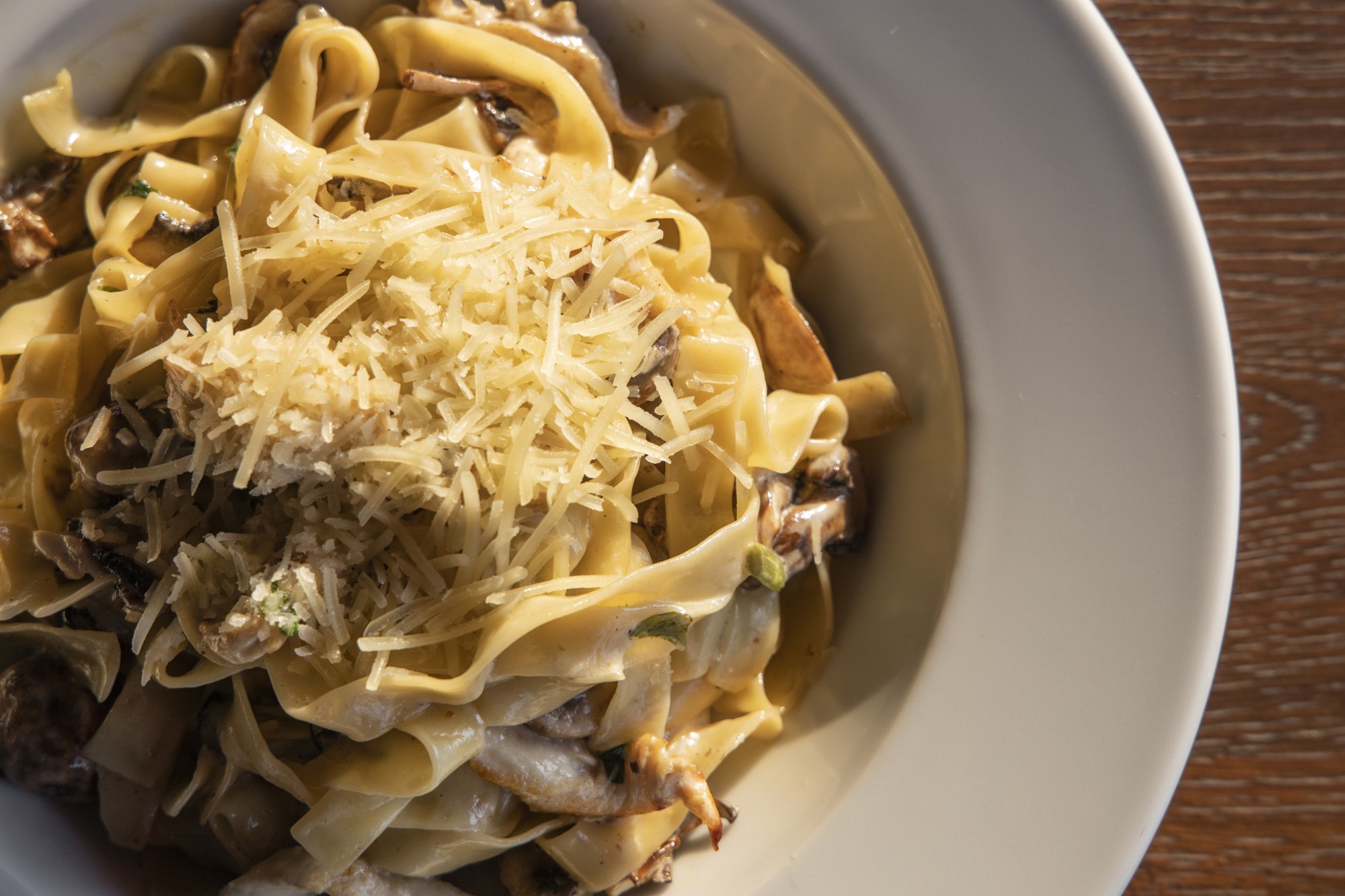 Easy Meals: How to Whip Up a Homemade Alfredo Sauce