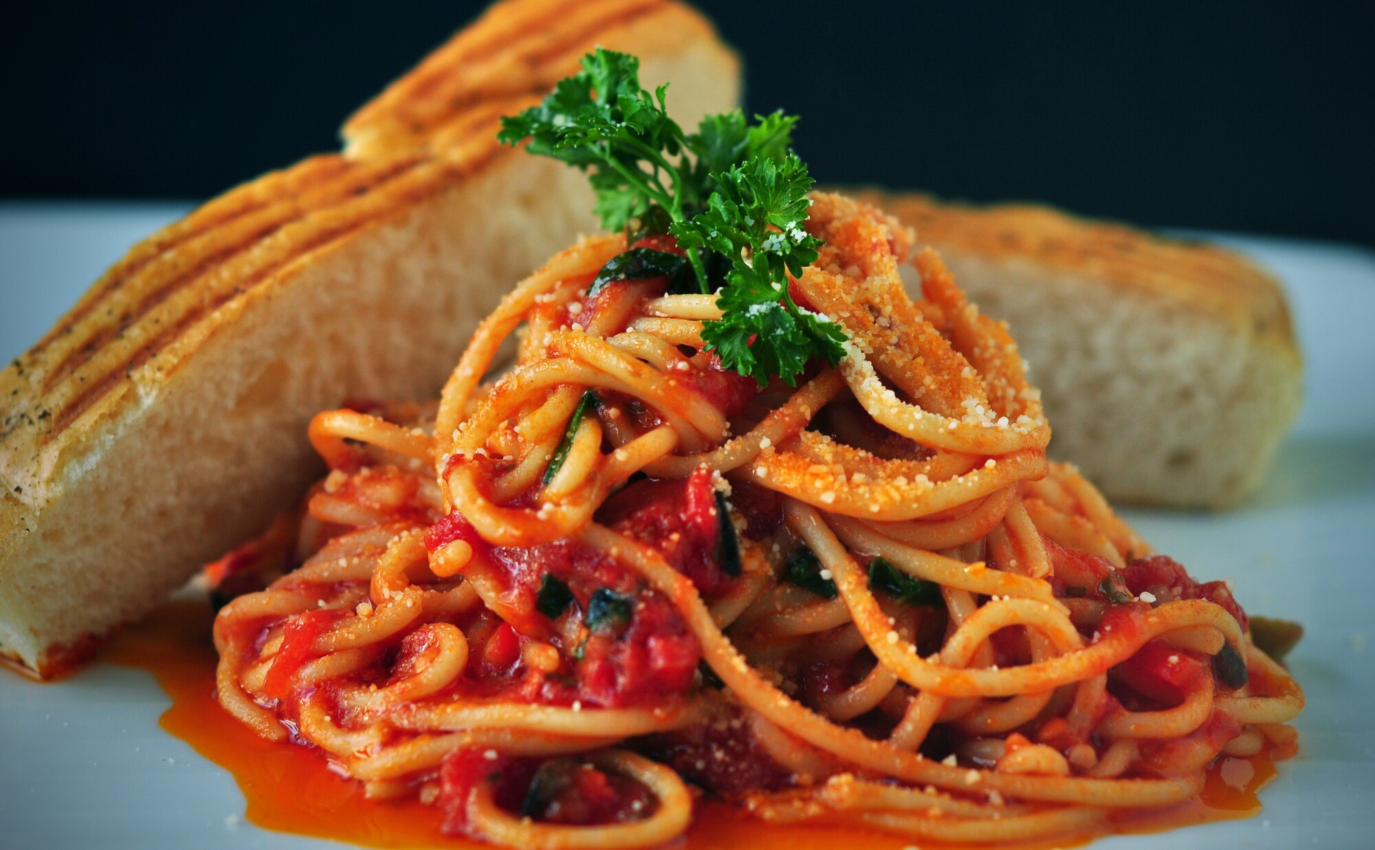 Ingredients Every Traditional Spaghetti Sauce Should Have