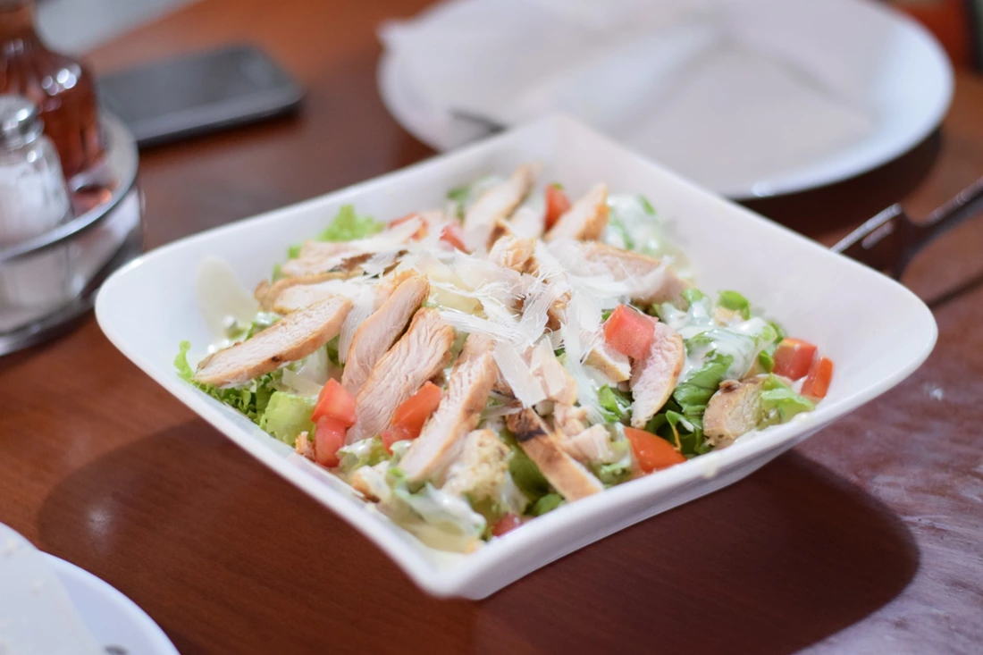 Who Invented the Caesar Salad: A Complete History of the Popular Side Dish