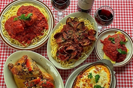 Italian Holiday Traditions Brought to Portland Tables